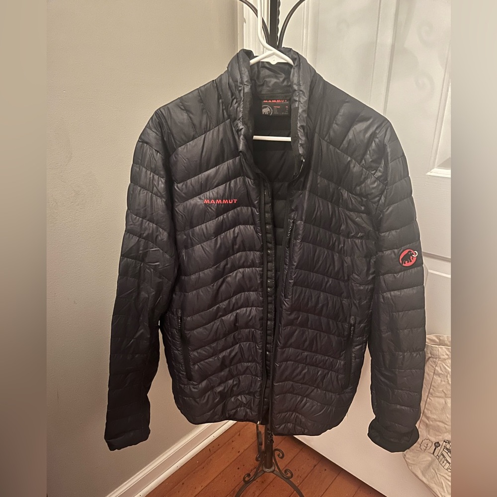 Men’s Navy Mammut Down Jacket